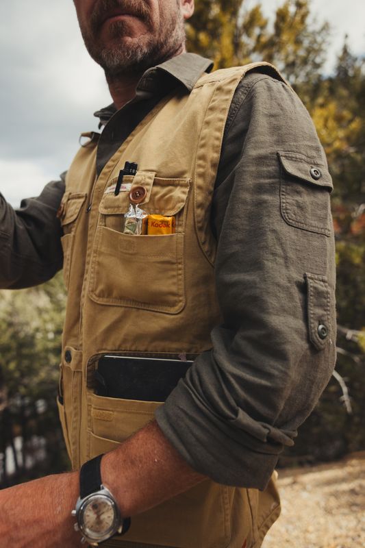 Traveller'S Linen Shirt Mens Olive